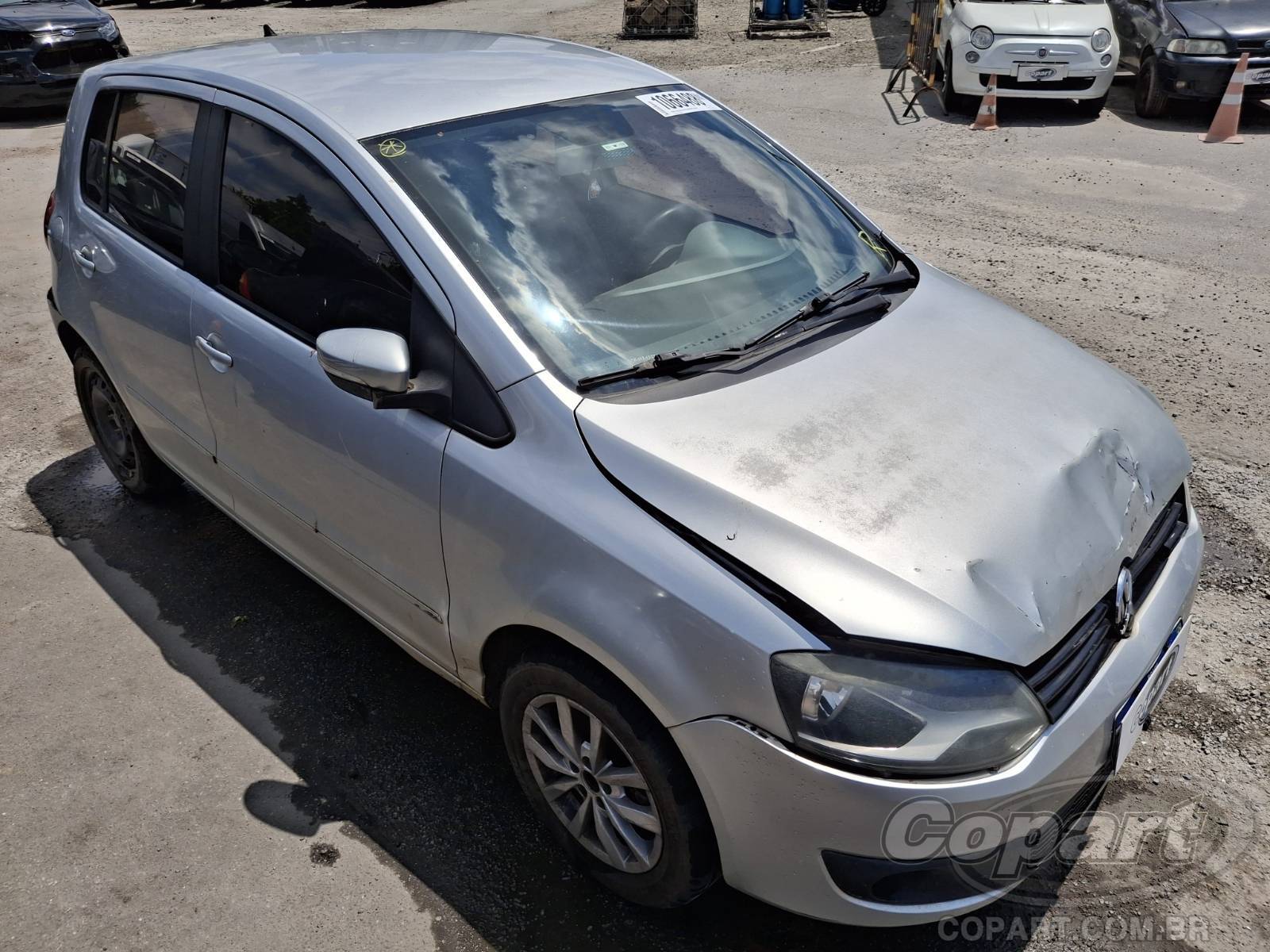 Veículo VW - VolksWagen Fox VOLKSWAGEN FOX 1.6 TOTAL FLEX 2014 2014 em leilão