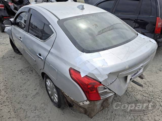 2019 NISSAN VERSA 