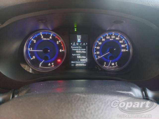 2017 TOYOTA HILUX CD 