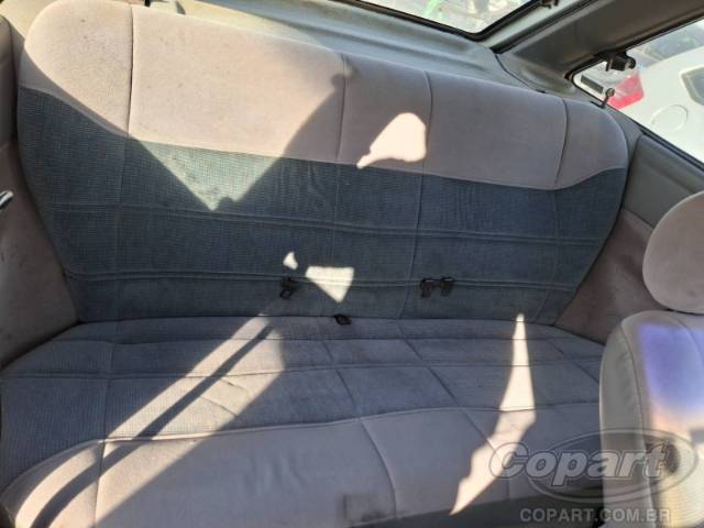1996 FORD ESCORT 
