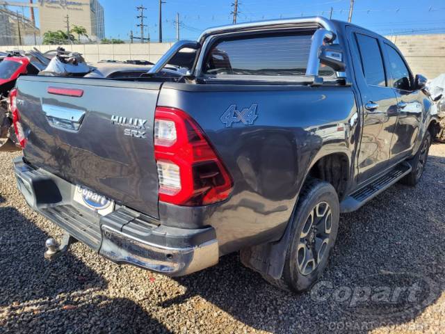 2021 TOYOTA HILUX CD 