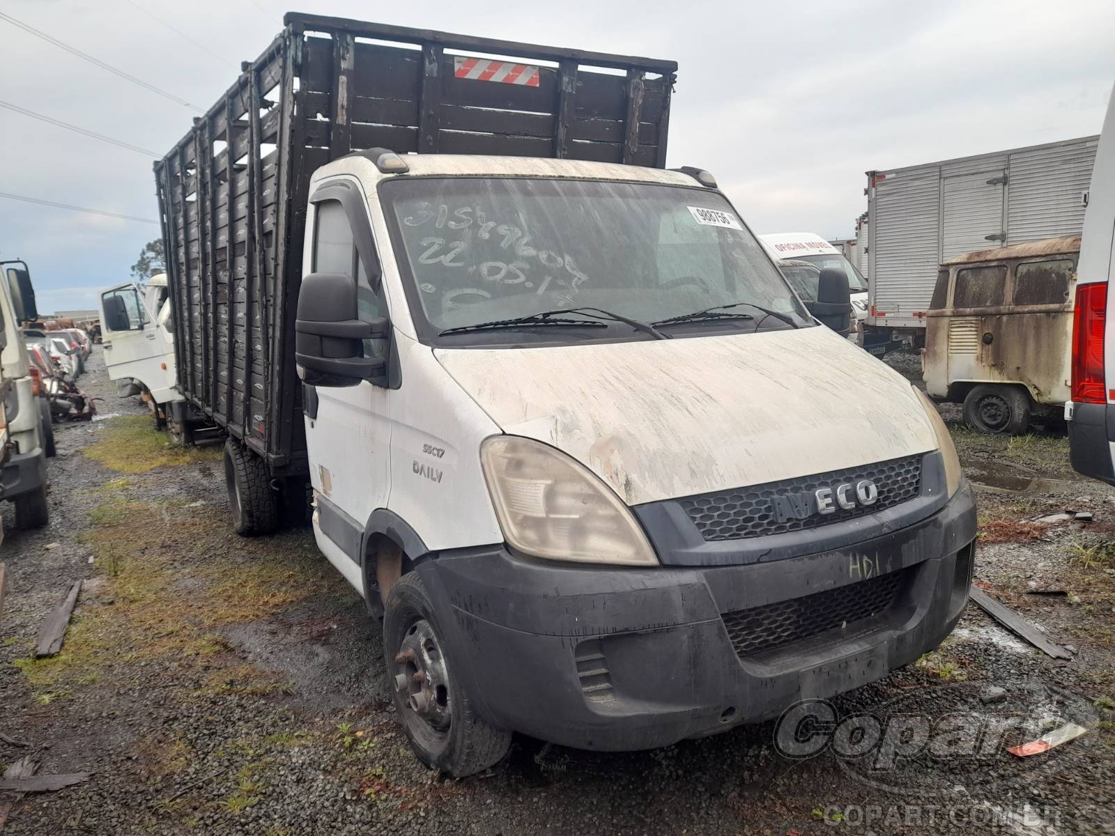Veículo IVECO Daily IVECO DAILY CHASSI 2013 2013 em leilão