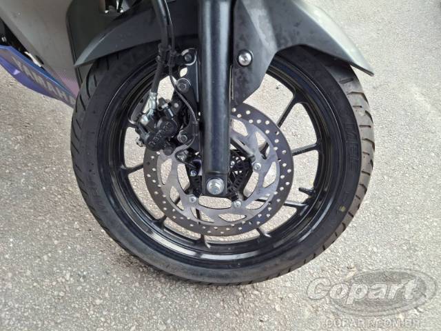 2025 YAMAHA YZF R15 