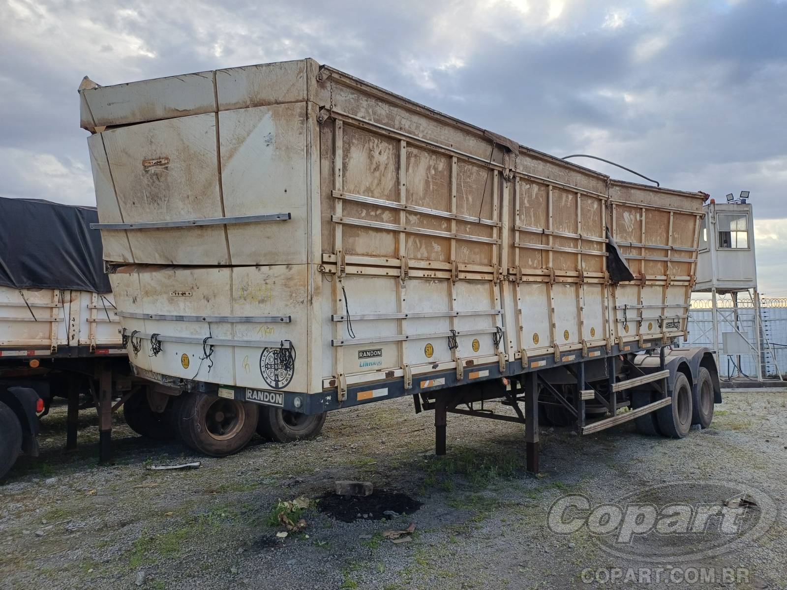 Foto 2: 2018 RANDON SEMI-REBOQUE