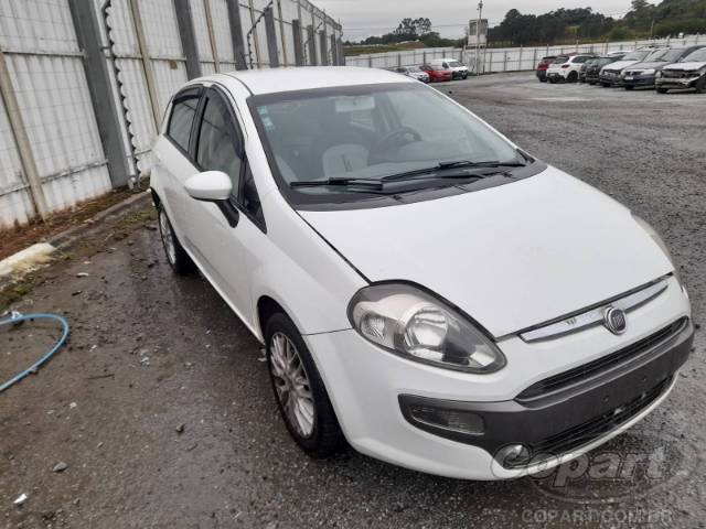 2013 FIAT PUNTO 