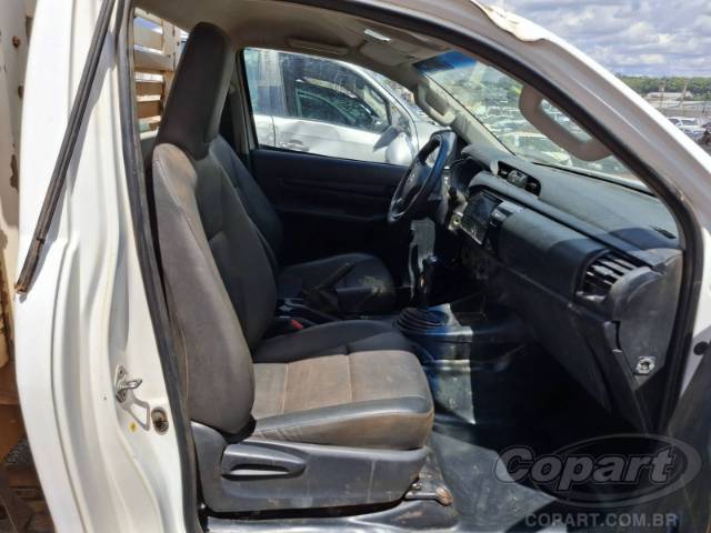 2020 TOYOTA HILUX CS 