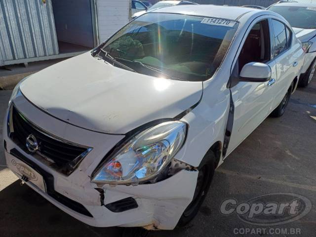 2014 NISSAN VERSA 