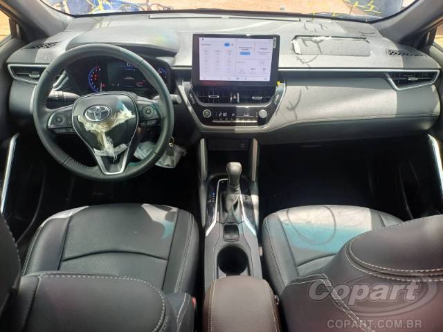 2026 TOYOTA COROLLA CROSS 