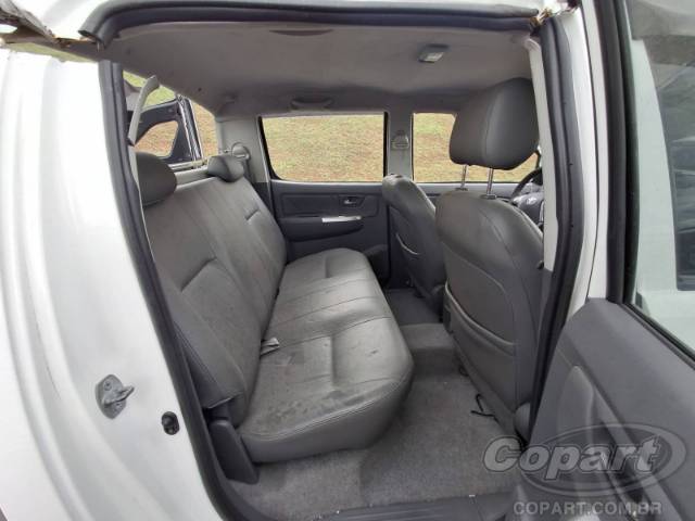 2013 TOYOTA HILUX CD 