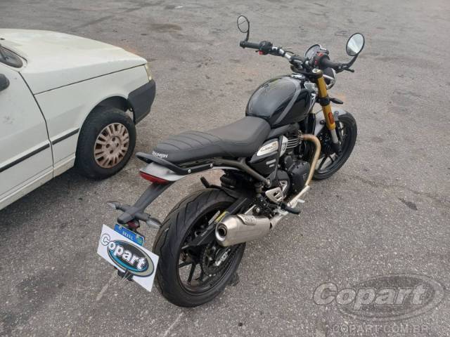 2025 TRIUMPH SPEED 