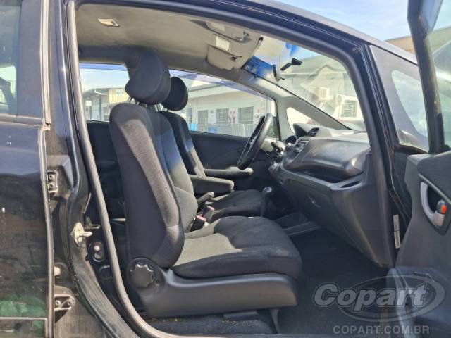 2010 HONDA FIT 