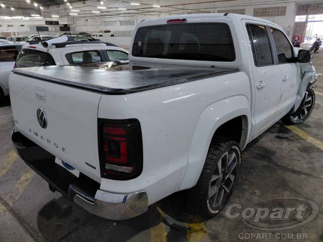 2025 VOLKSWAGEN AMAROK 