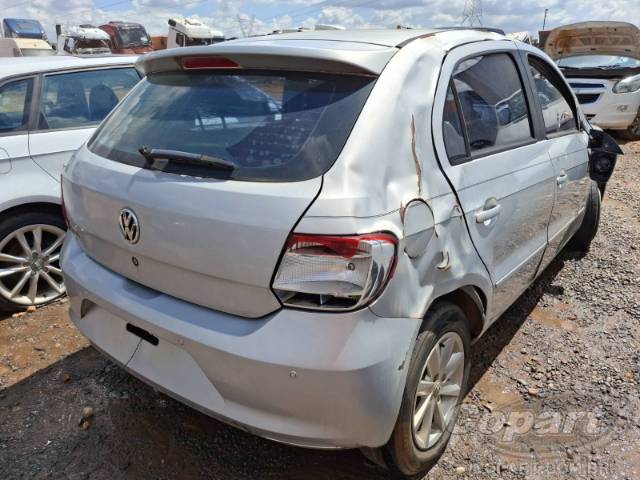 2013 VOLKSWAGEN GOL 