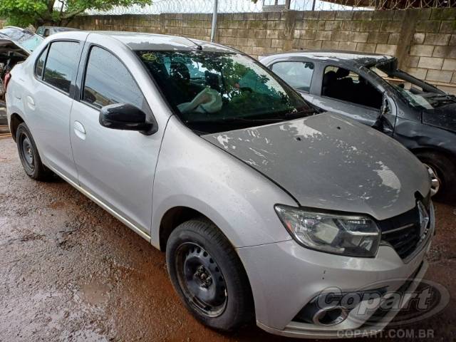 2021 RENAULT LOGAN 