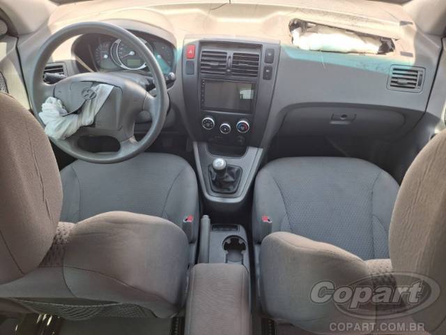 2010 HYUNDAI TUCSON 