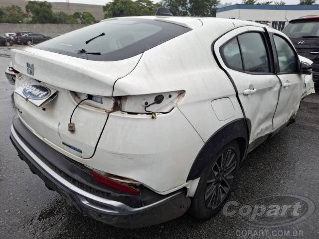 2026 FIAT FASTBACK 