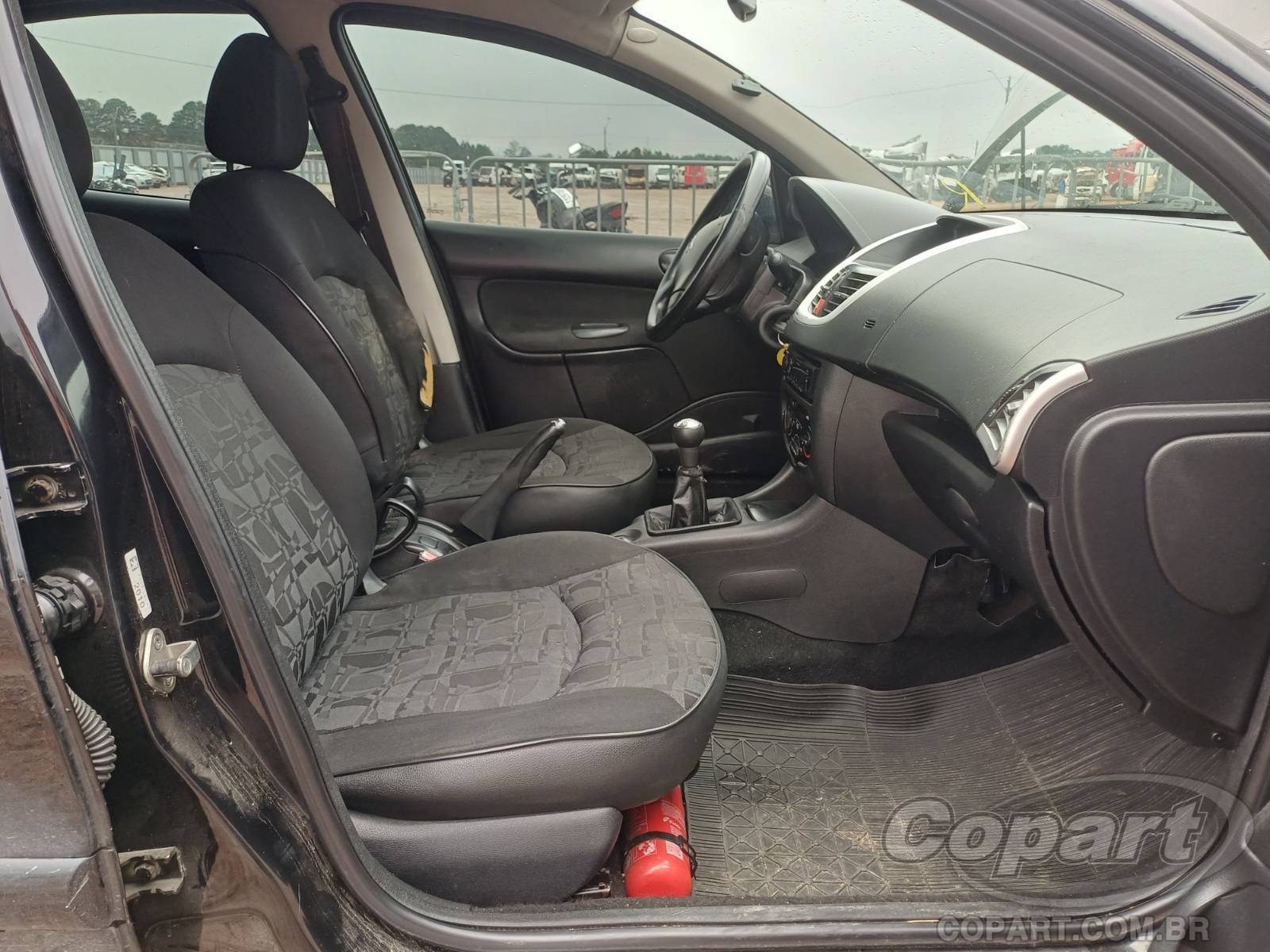 Foto 5: 2011 PEUGEOT 207