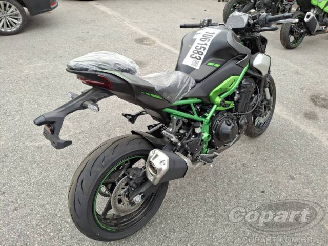 2026 KAWASAKI Z900 