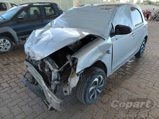 2016 TOYOTA ETIOS 