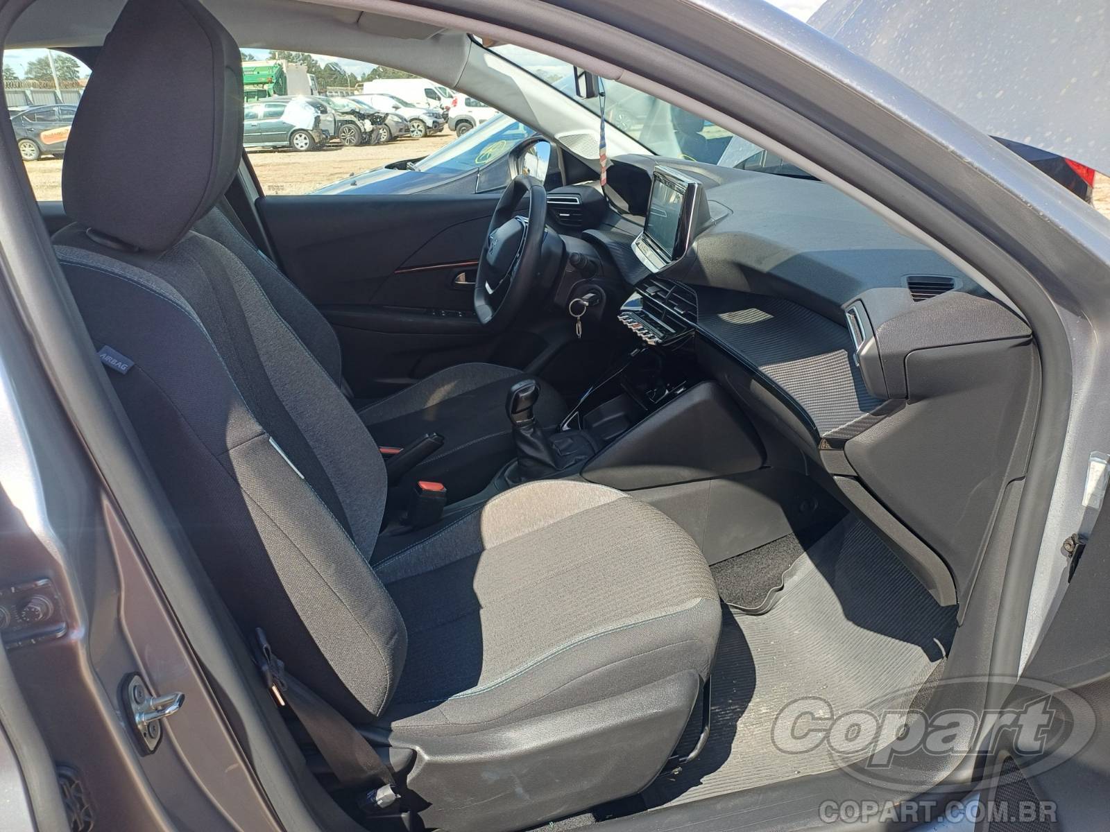 2023 PEUGEOT 208 — foto 5 de 10