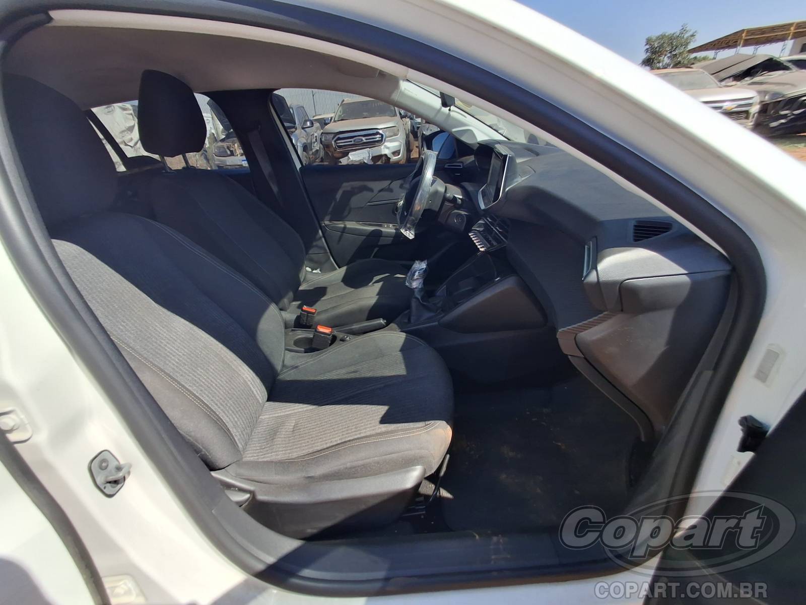 2024 PEUGEOT 208 — foto 5 de 10