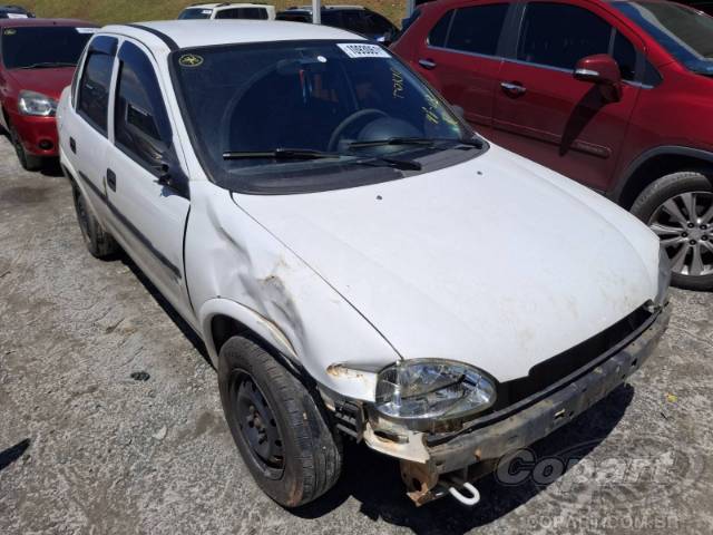 2003 CHEVROLET CORSA SEDAN 