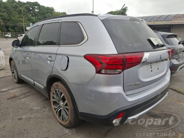 2016 MITSUBISHI OUTLANDER 