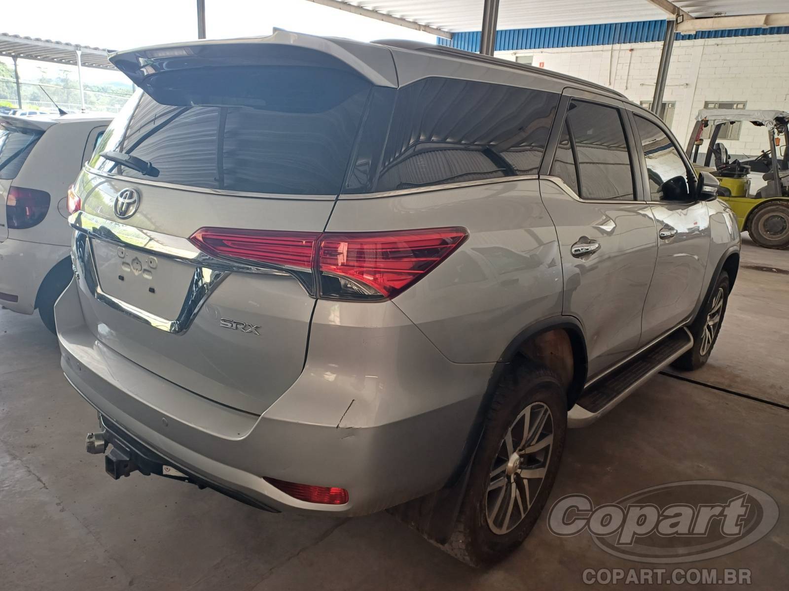 2017 TOYOTA HILUX SW4 — leilão em Embú Das Artes/SP (foto 4)