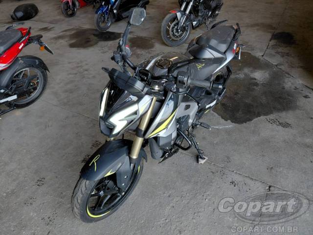 2026 BAJAJ DOMINAR 