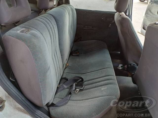 1998 CHEVROLET CORSA SEDAN 
