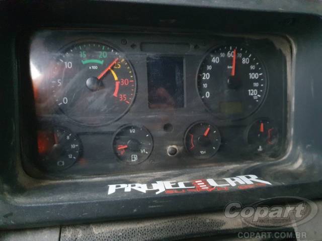 2009 VOLKSWAGEN CONSTELLATION 