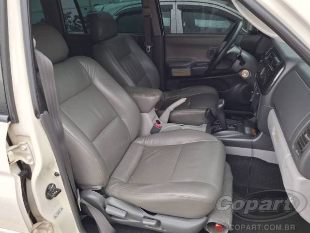 2011 MITSUBISHI PAJERO SPORT 