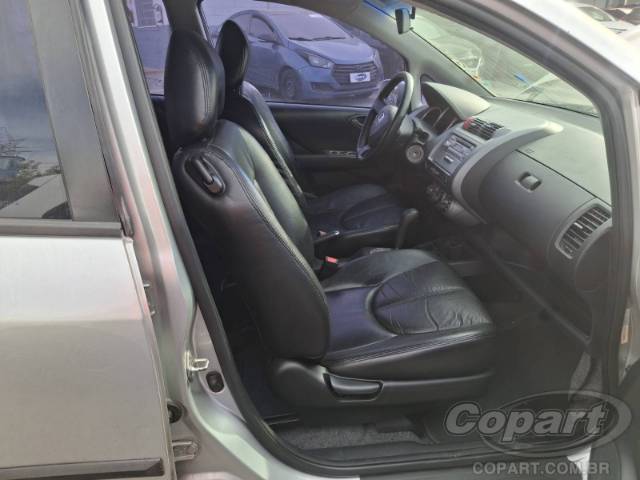 2005 HONDA FIT 