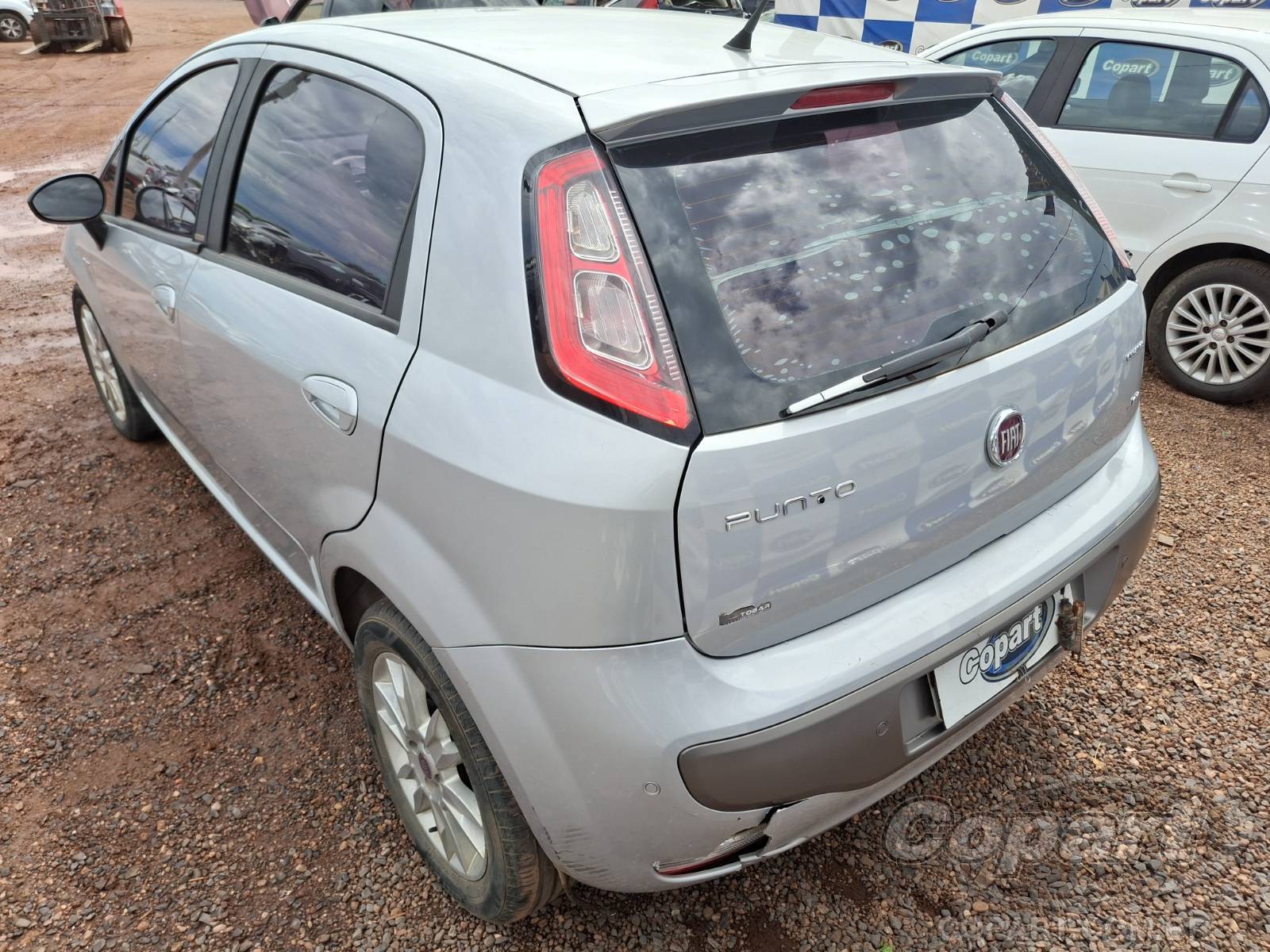 Foto 3: 2013 FIAT PUNTO