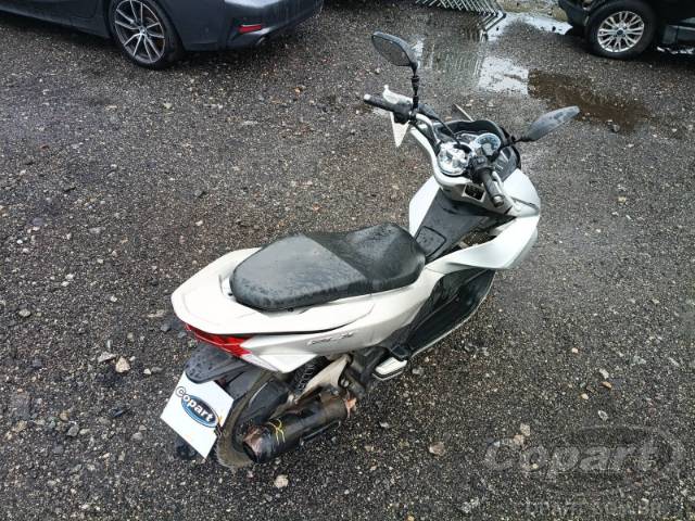 2017 HONDA PCX 