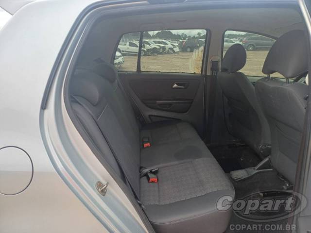 2015 VOLKSWAGEN FOX 