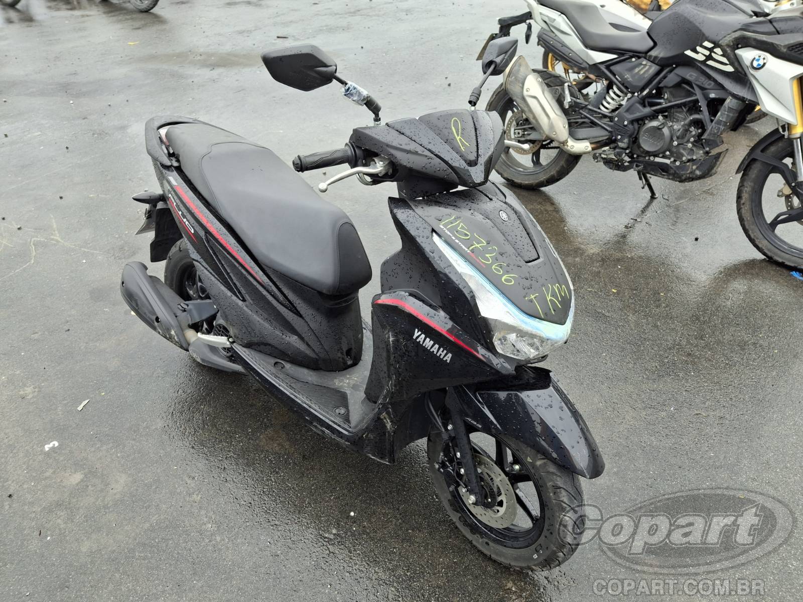 2026 YAMAHA FLUO — foto 1 de 10