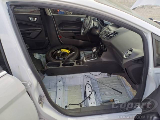 2015 FORD FIESTA 
