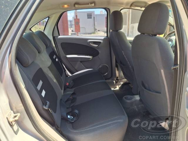 2013 FIAT GRAND SIENA 