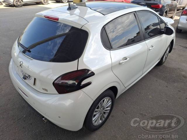 2017 PEUGEOT 208 