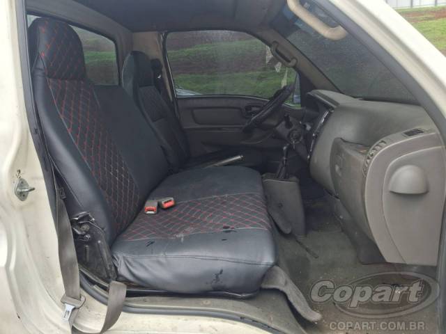 2010 HYUNDAI HR 
