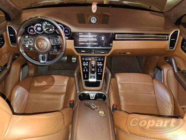 2023 PORSCHE CAYENNE 