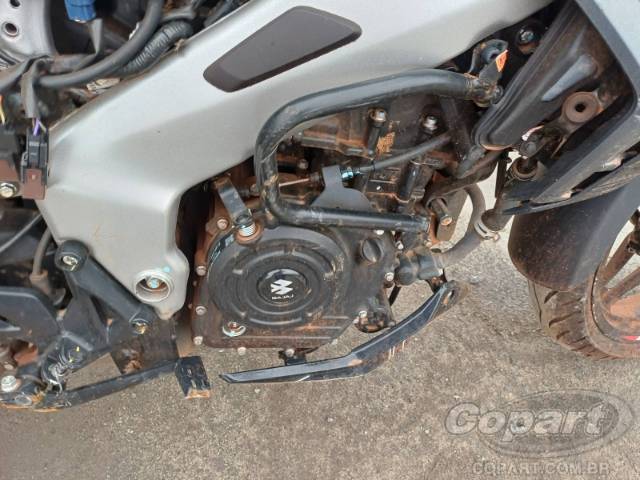 2026 BAJAJ DOMINAR 
