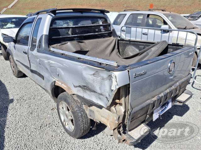 2011 FIAT STRADA 
