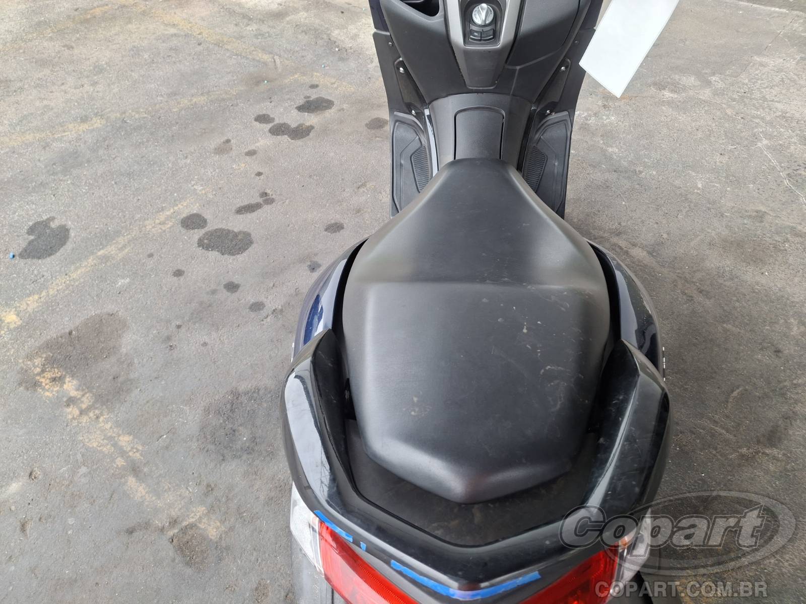 2021 YAMAHA NMAX — foto 10 de 11