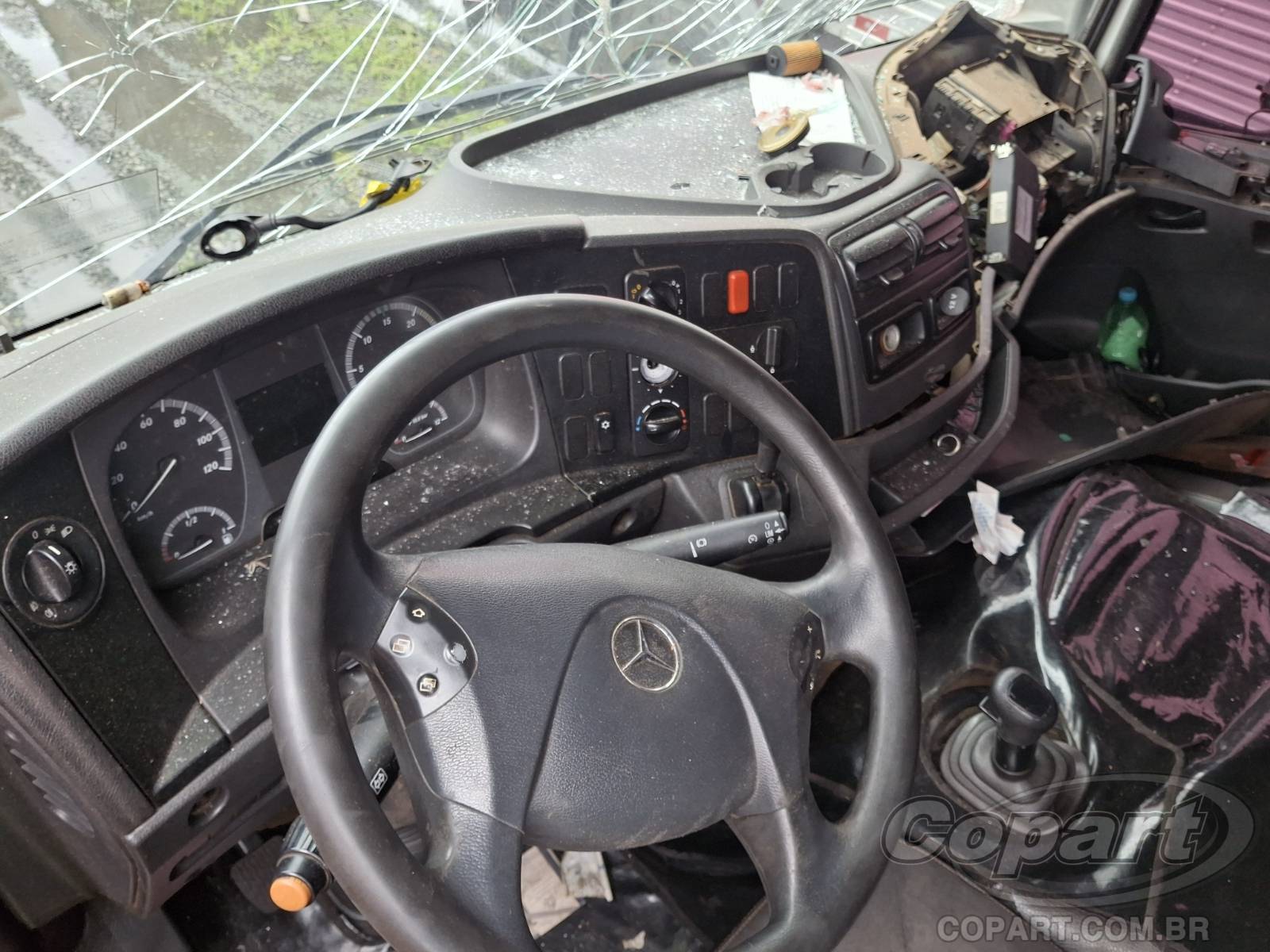 Foto 8 de 10: 2019 MERCEDES BENZ ATEGO
