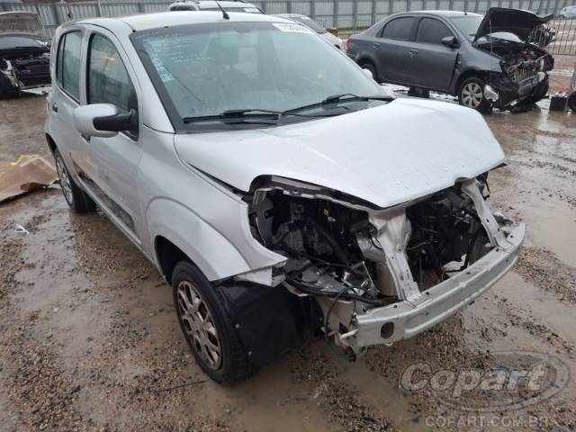 2016 FIAT UNO 