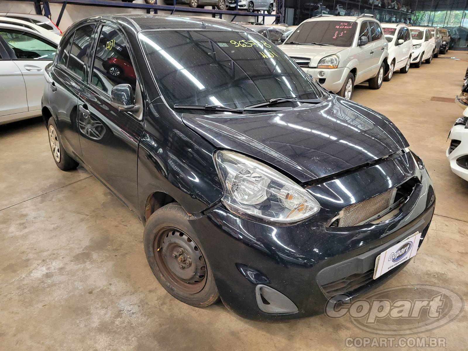 Veículo Nissan March Nissan March S 1.0 16V 2015 Pequena Monta 2015 em leilão