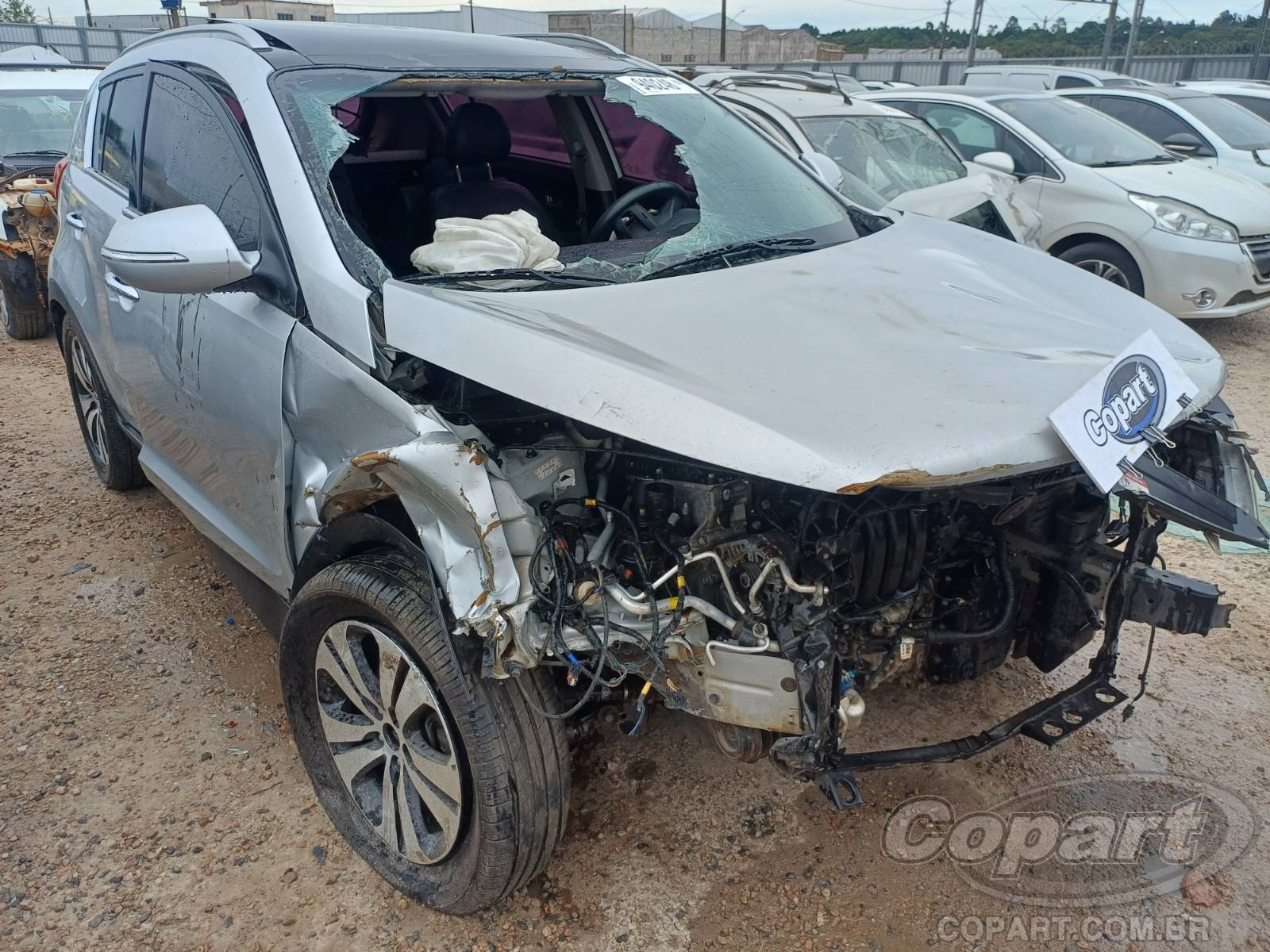 KIA Sportage EX 2.0 16V 2014 Médio Dano Frontal