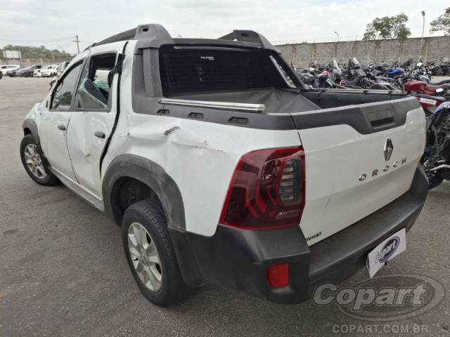 2017 RENAULT DUSTER OROCH 